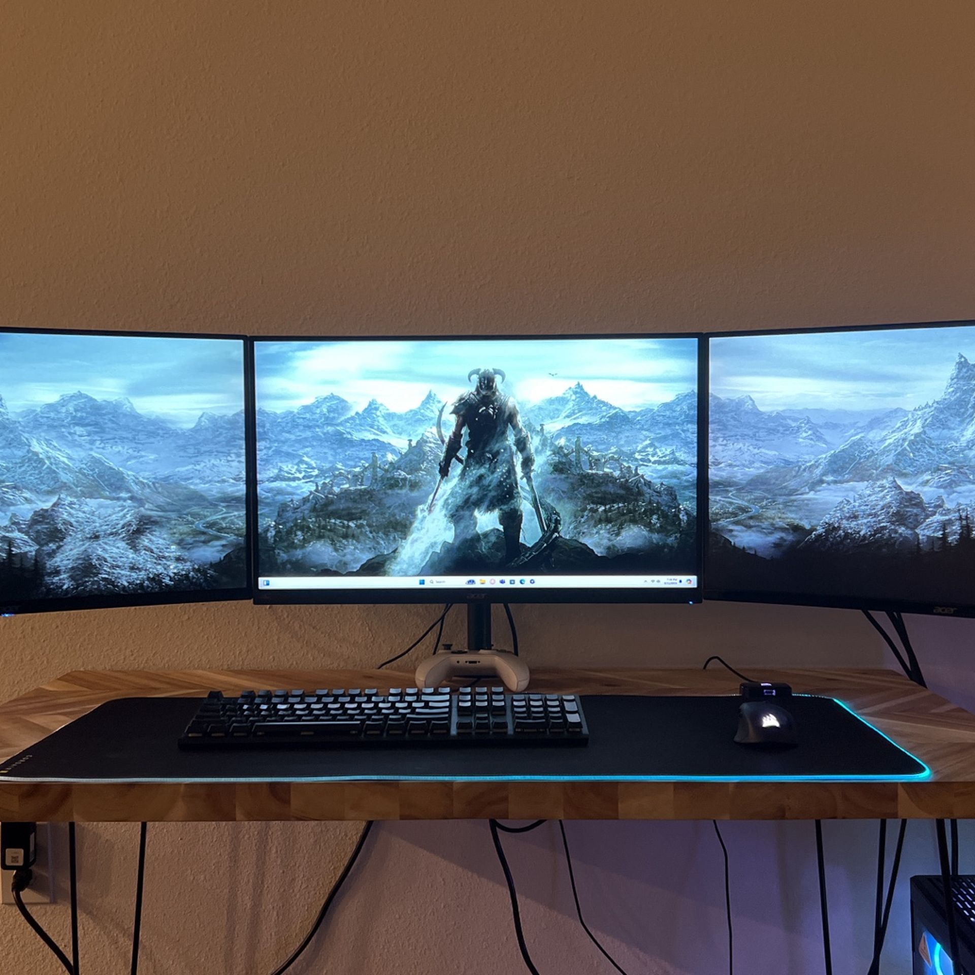 3 Acer Monitors