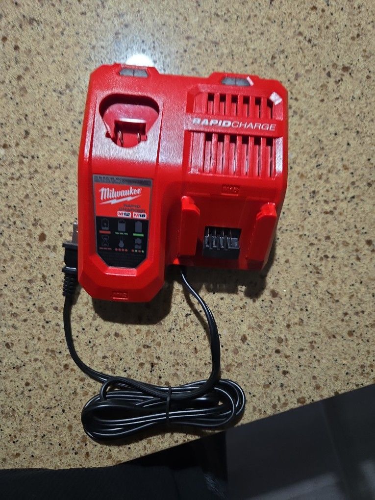 MILWAUKEE M12/M18 RAPIDCHARGE NEW PRICE IS FIRM
