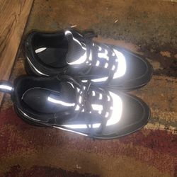 Dior B 22 Only thing wrong with them is the back tab