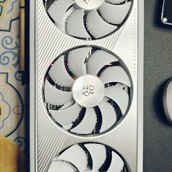 Gigabyte RTX 4070 TI Super AERO 