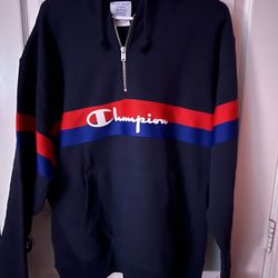 (L) Champion Reverse Weave