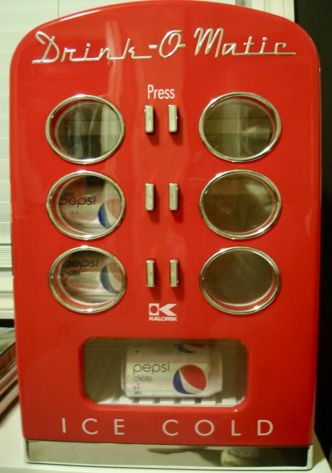 Retro Mini Fridge Tabletop Fun