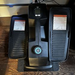 Cubii JR2+ under Desk Elliptical 