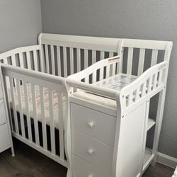 Delta Mini Crib