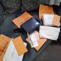 Louis Vuitton Messenger Bag
