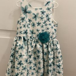 Girls dress