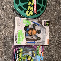 TMMT Action Figures And Lunchbox