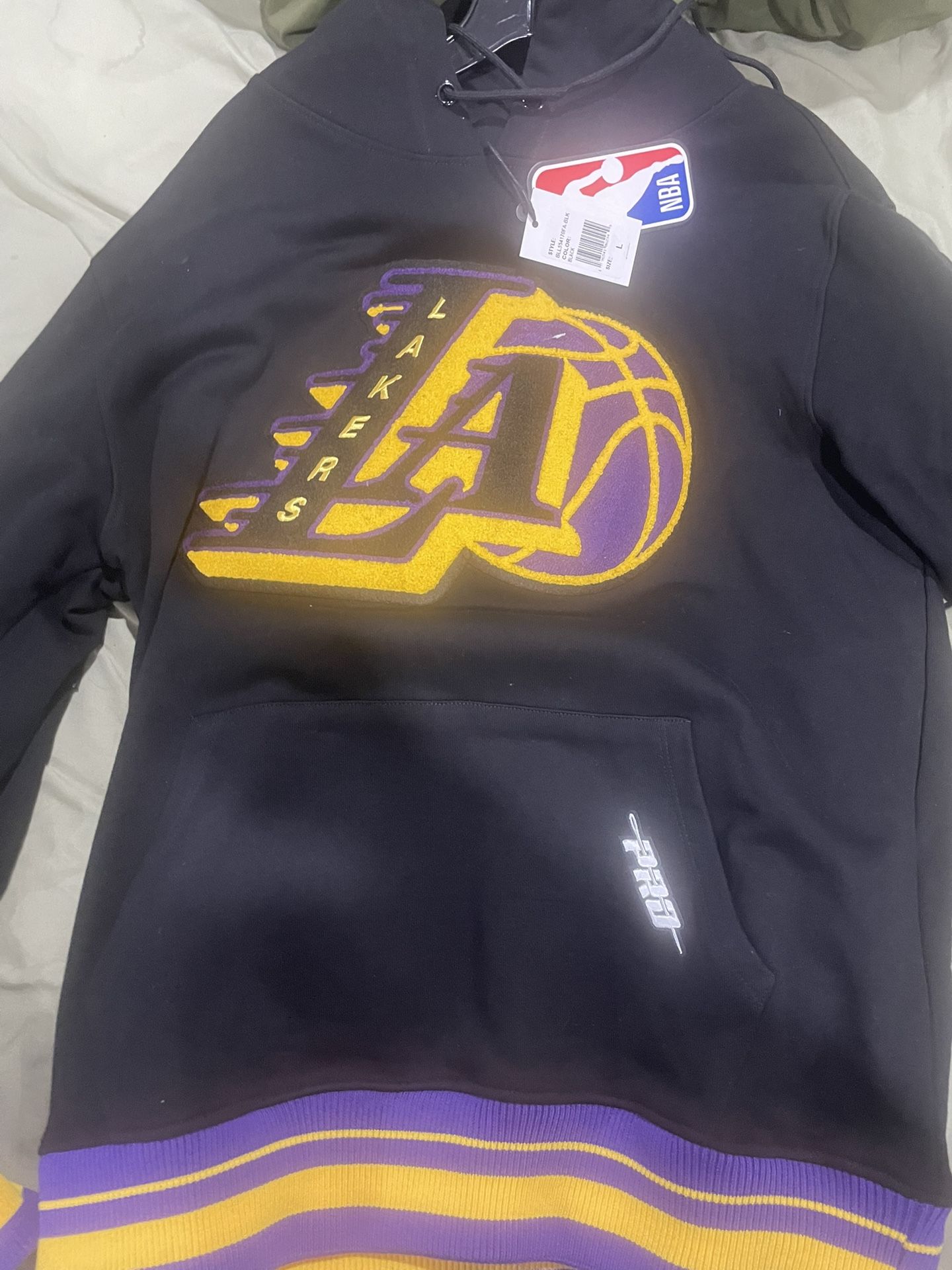 New Lakers Hoodie Size L