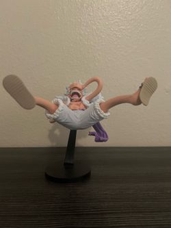 One Piece Figure (Luffy)