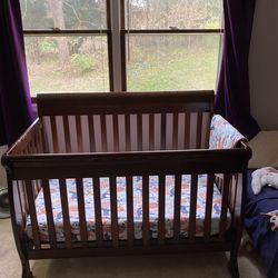 Davinci Kalani 4-1 Convertible Crib 