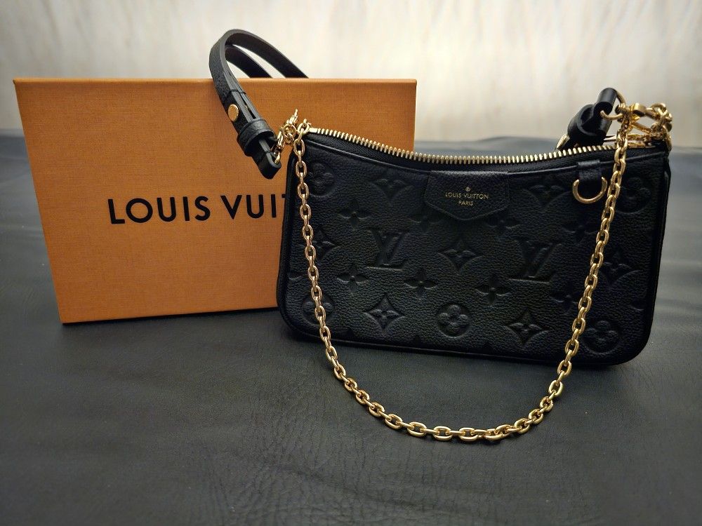 Louis Vuitton Easy Pouch With Strap