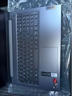 LENOVO ideaPad slim 3