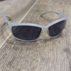 Costa Sunglasses, polarized Manta mt 89, white, RARE