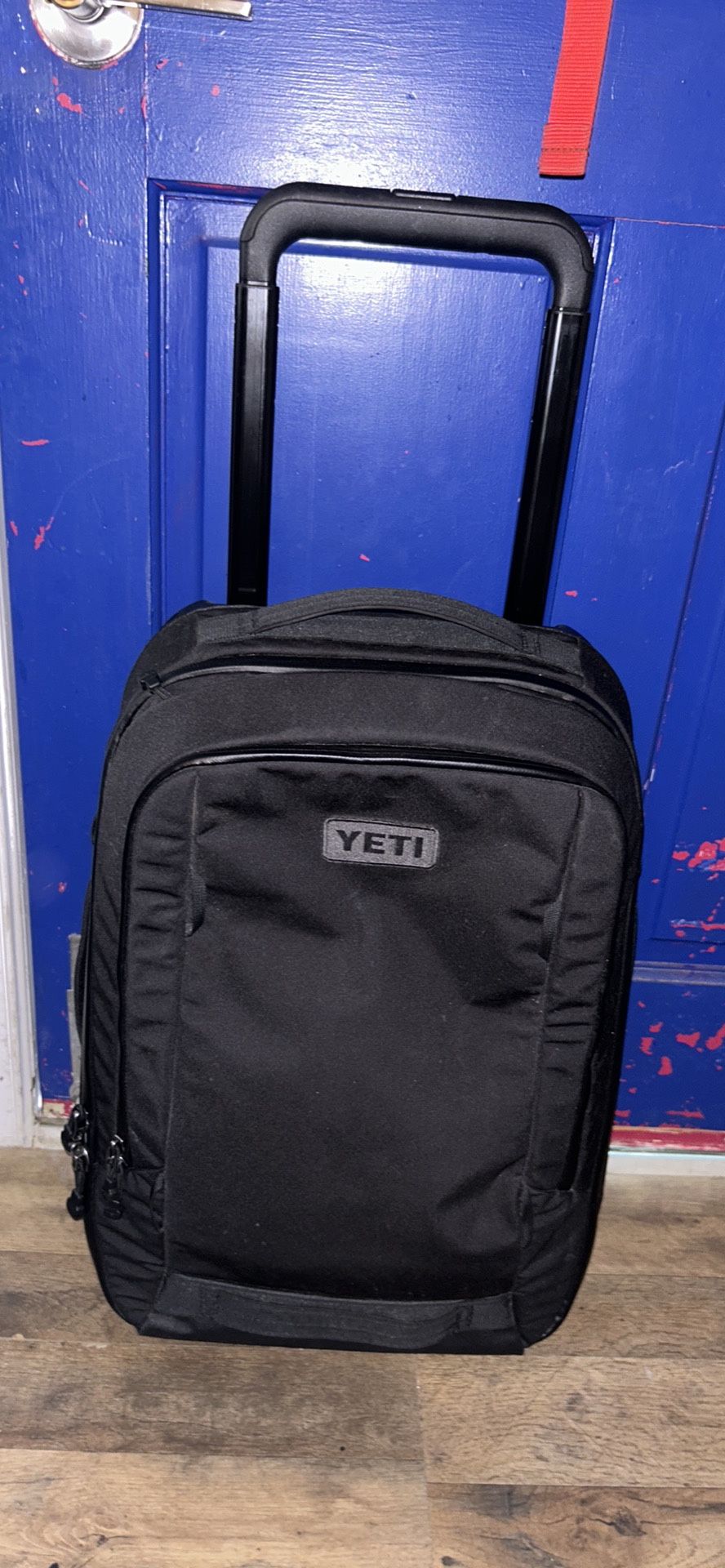 YETI medium Sized Suitcase