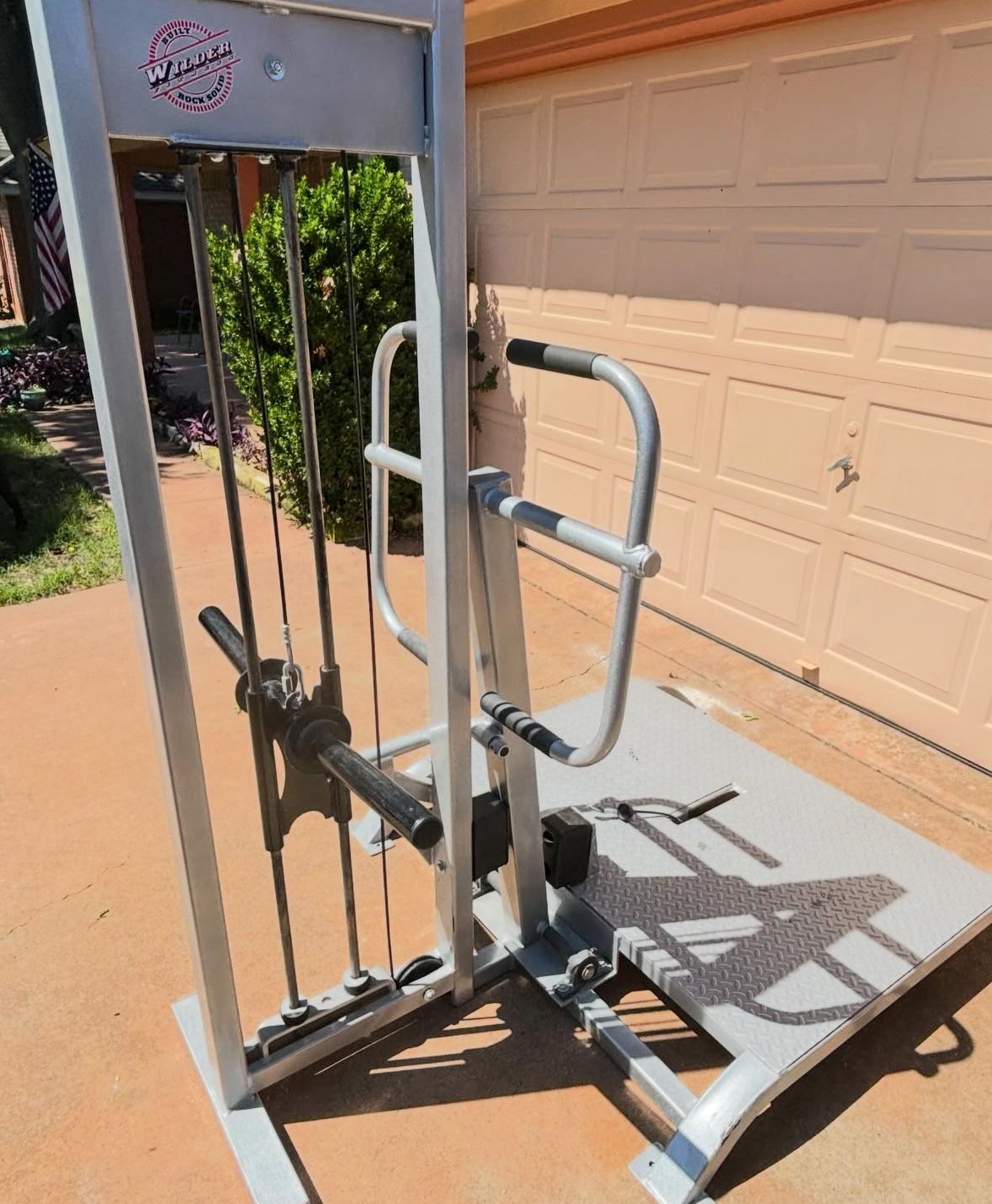 Belt Squat. Plate Load