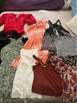 Women’s clothing bundle -size medium