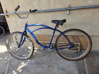Schwinn Legacy beach Cruiser 26 "wheel
