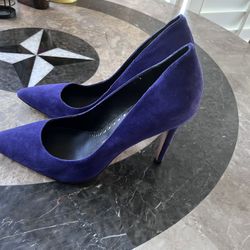 Beautiful Blue Pumps