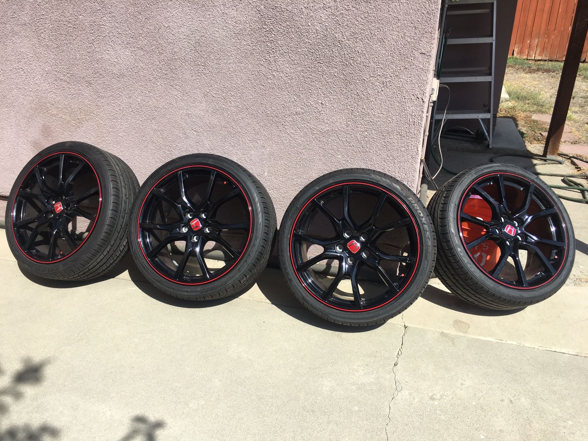 2017 - 2019 Civic Type R OEM wheels with 245/35/20 Brand new tires