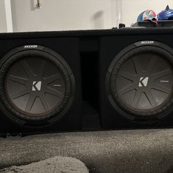 12” Kicker Comp R Subs And Amp