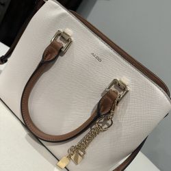 Aldo Purse