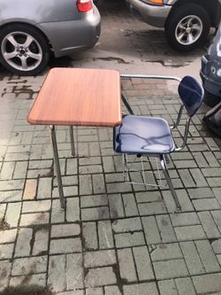 School Style Desk