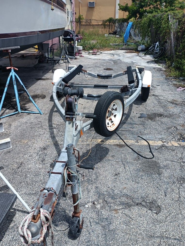 Boat Trailer Excellent Condition No Rest