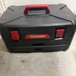 Husky Mechanic Set 