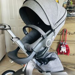 Stokke stroller FROM INFANT TO TODDLER