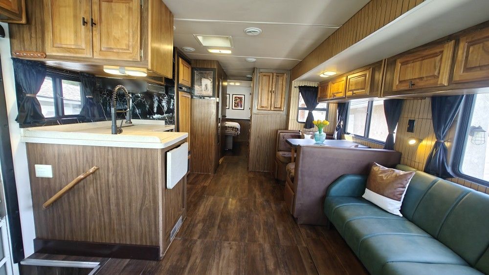 Monaco RV Motorhome