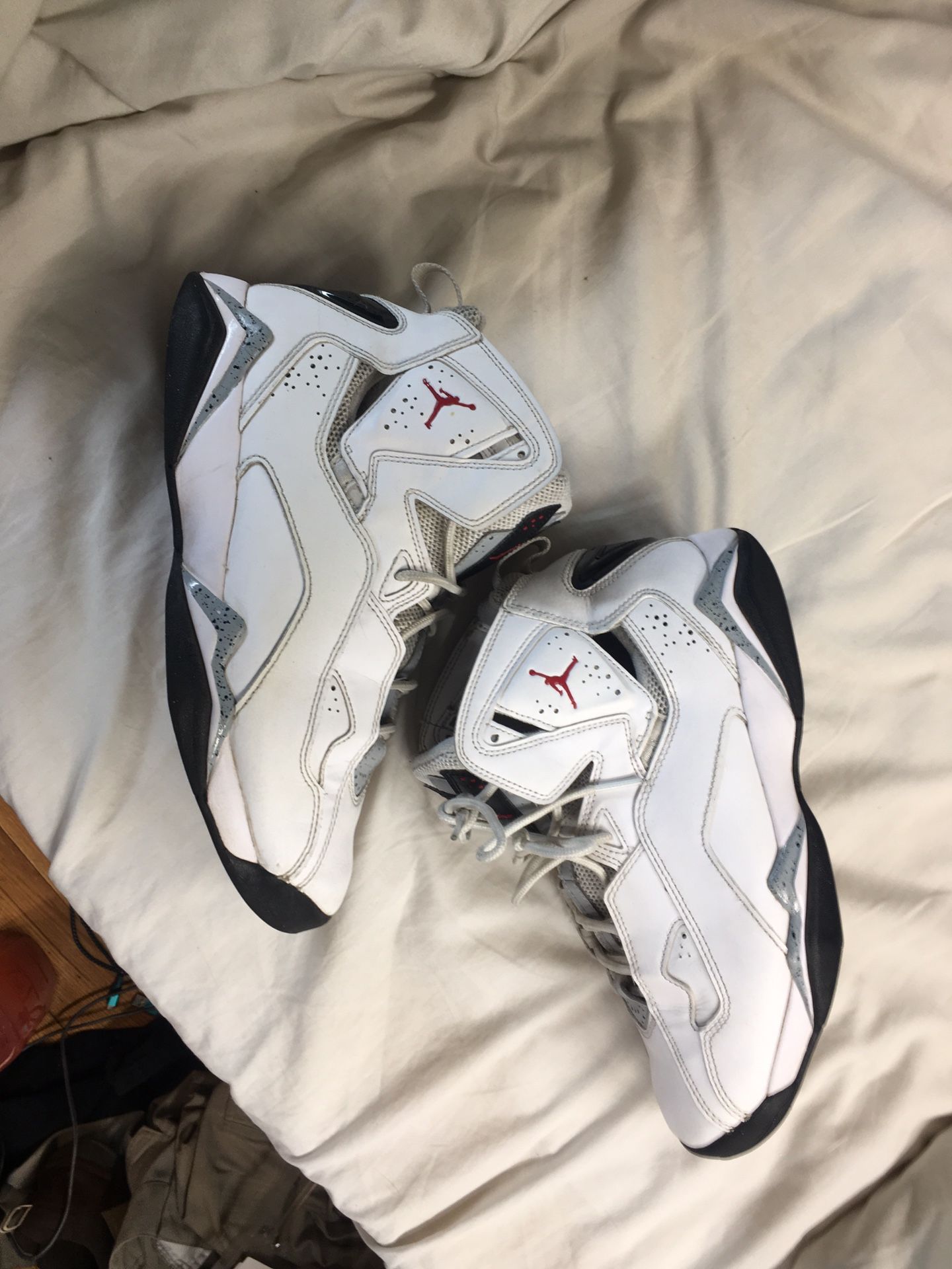 Jordan True Flight White Cement