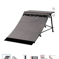 NIB Fresh Park Professional BMX Skateboarding Quarter Pipe 