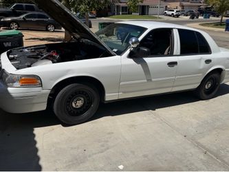 2004 Ford Crown Victoria Police