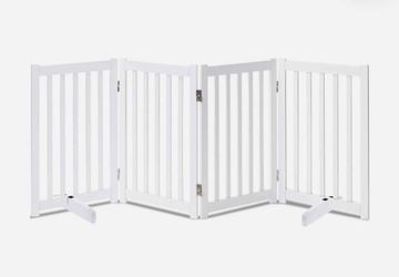 Like New 4 Panel Pet Dog Gate 30"H by 80"W