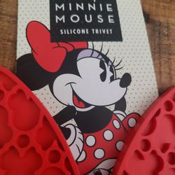 Disney Mickey/Minnie mouse Trivet Thumbnail