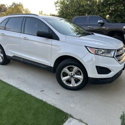 2017 Ford Edge 