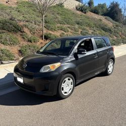 2010 Scion xD
