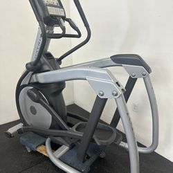 Matrix Commercial Elliptical / Accent Trainer