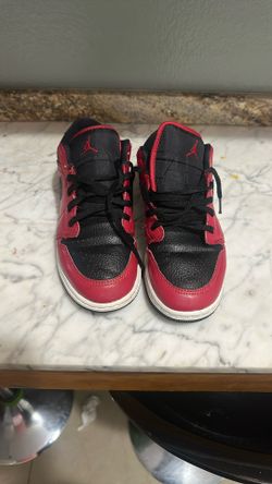 Shoes 5.5y