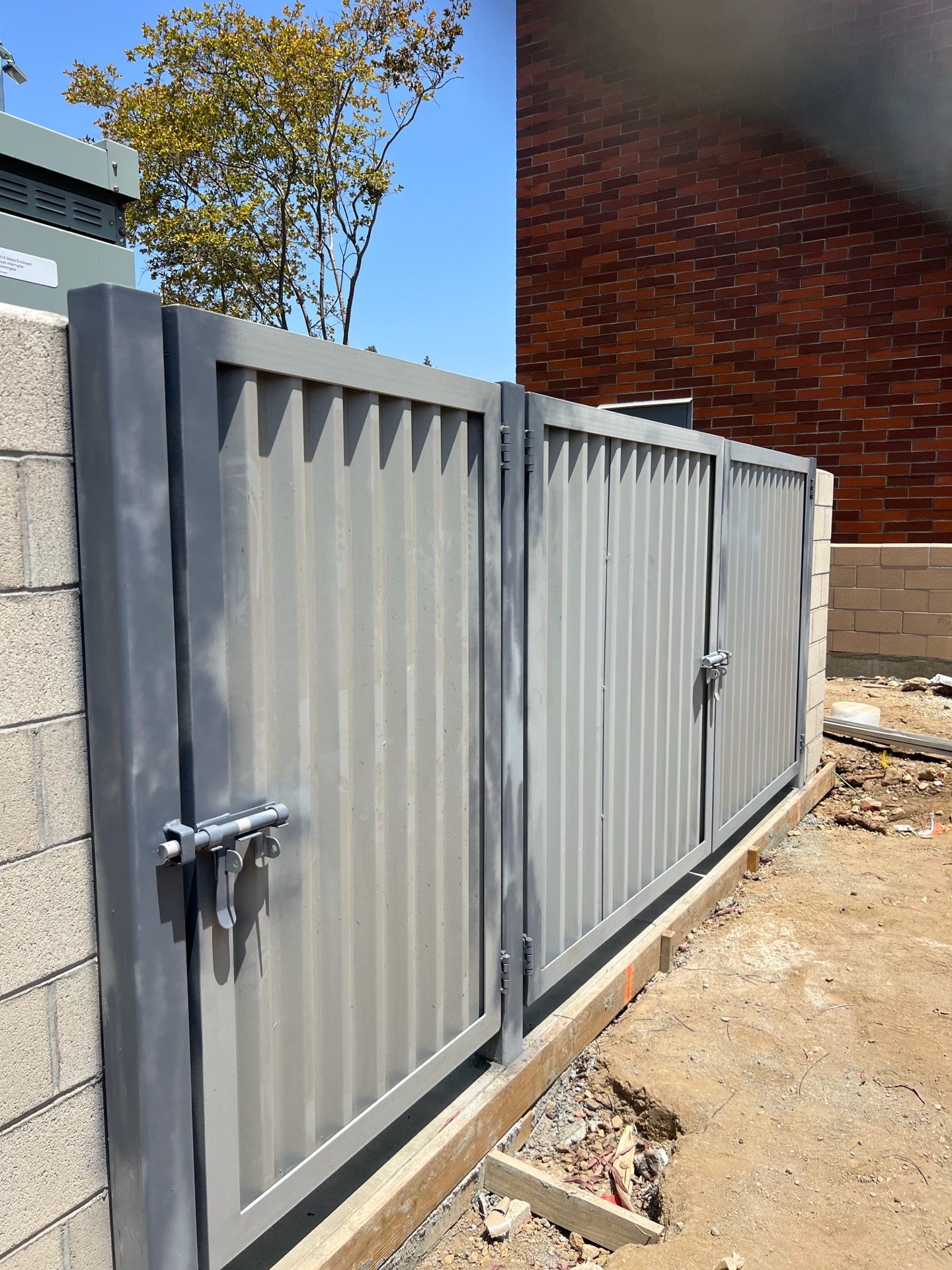 Welder fabricación fence door canopy puertas cercos