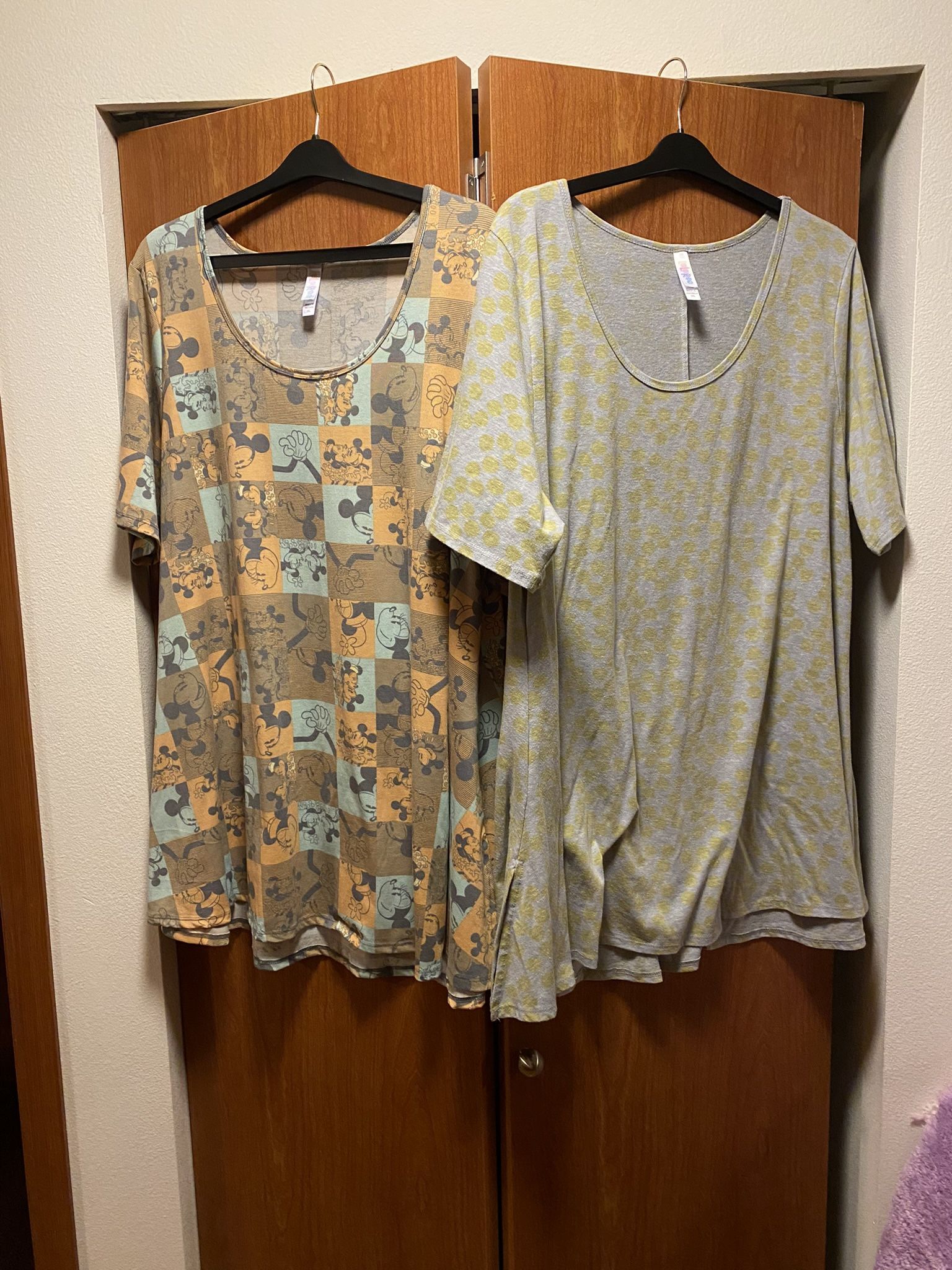 Set Of Two LuLaRoe Short Sleeve Tunic Blouse 3XL