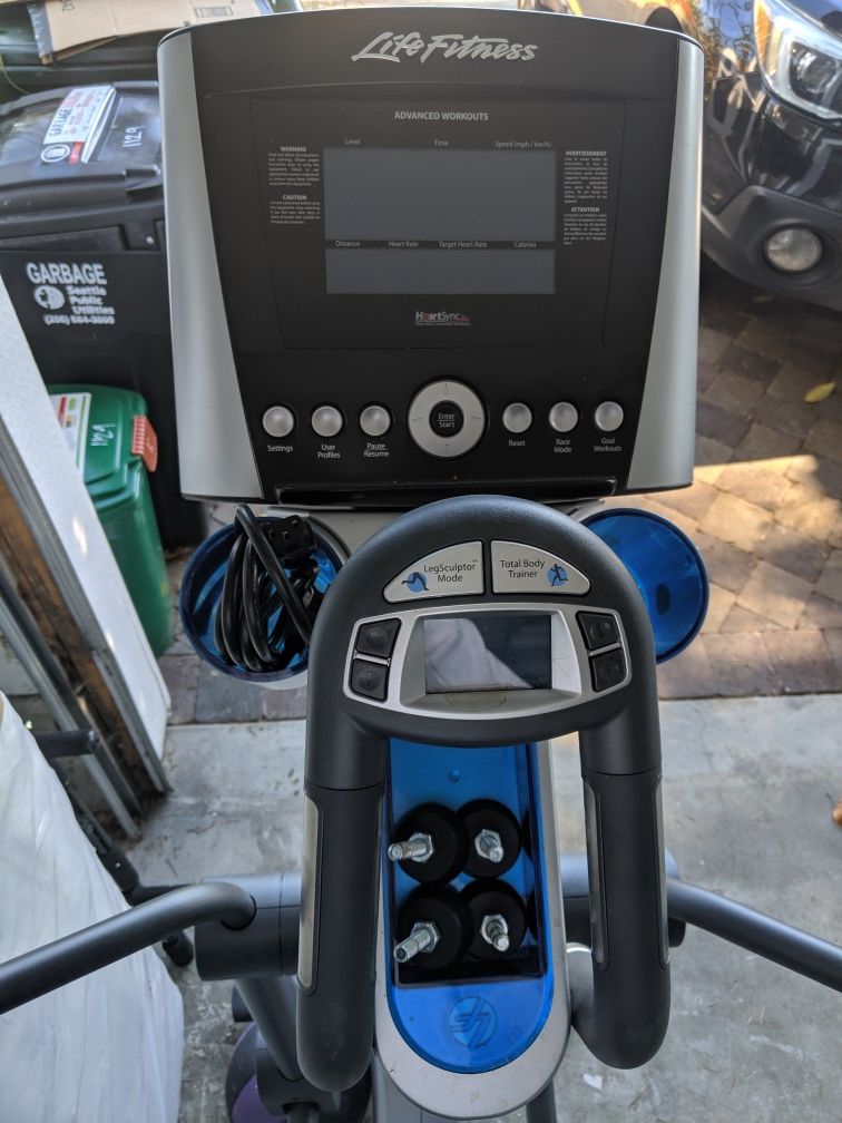 Lifetime Fitness Elliptical X7