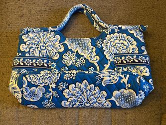 Vera Bradley handbag in Blue Lagoon