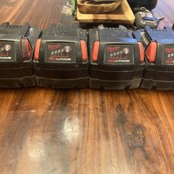 Milwaukee 5.0 Battery’s 