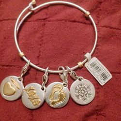 Amanda Blu  Bangle Bracelet 