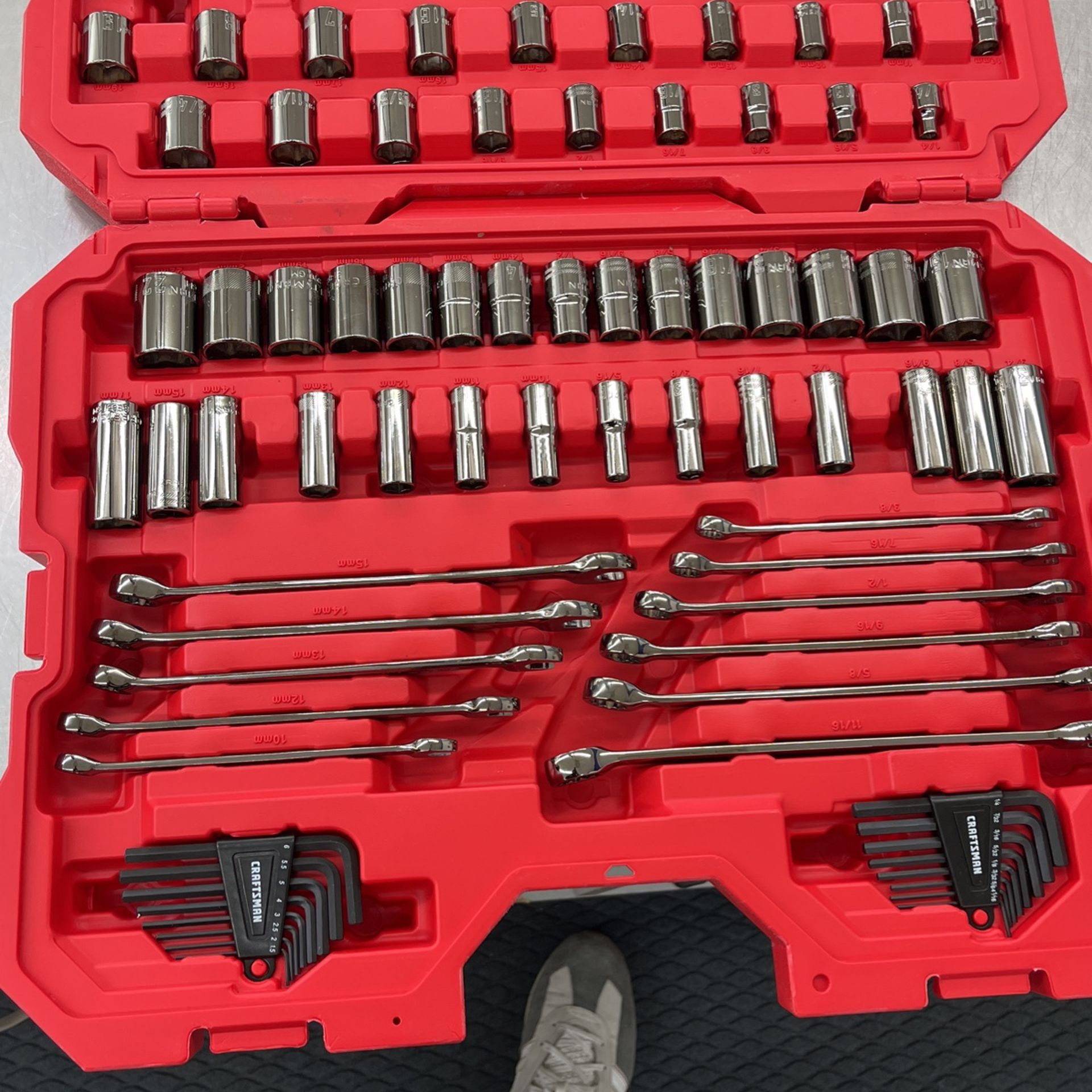 Craftsman Socket And Ratchet Set for Sale in Indianapolis, IN OfferUp