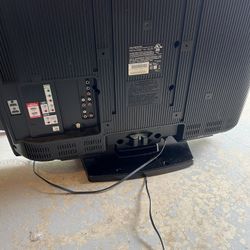 32” Flat Screen Television 