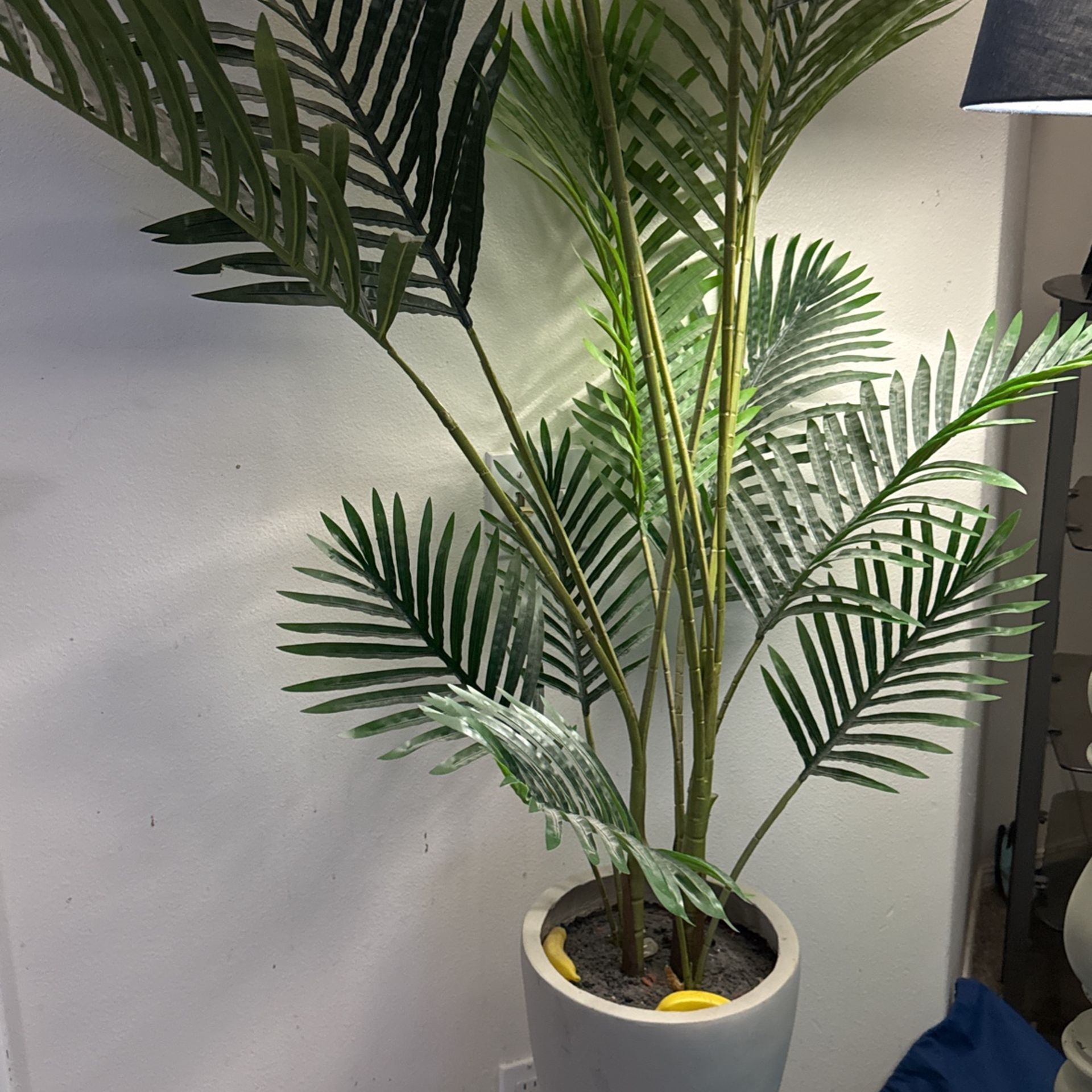 New! Tall Fake Plant Tropical Tree