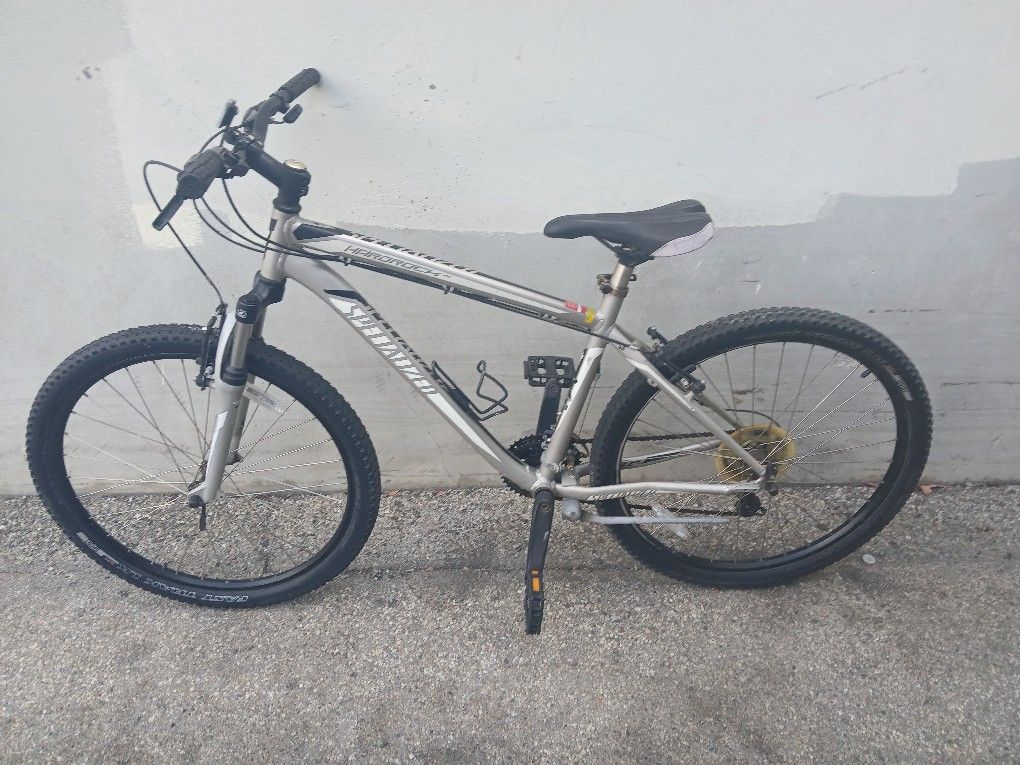 Men's 26" Aluminum Specialized Hardrock Se Mountain Bike