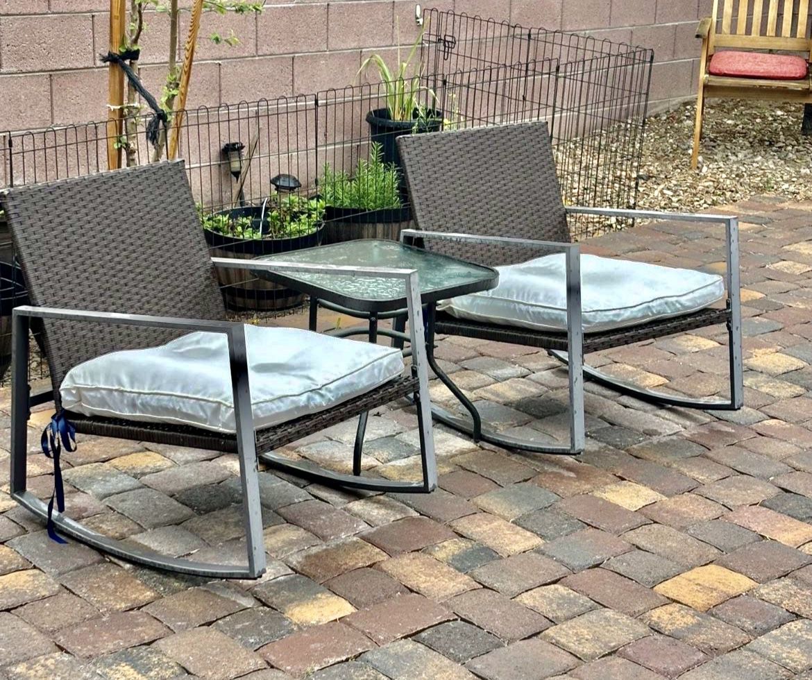 Patio Set (delivery Available)